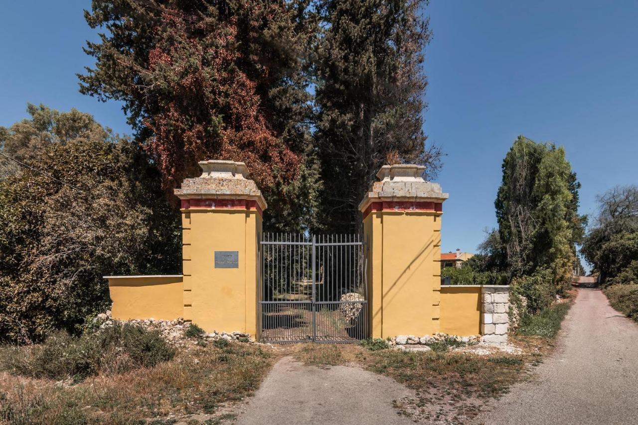 Agriturismo Masseria Del Bosco Makyva Borgagne Exteriör bild