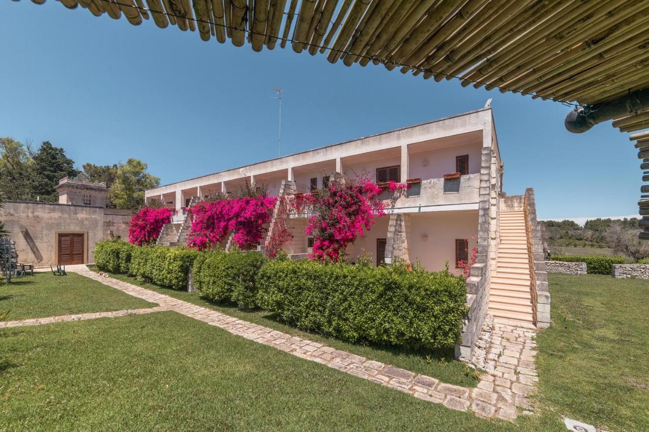 Agriturismo Masseria Del Bosco Makyva Borgagne Exteriör bild