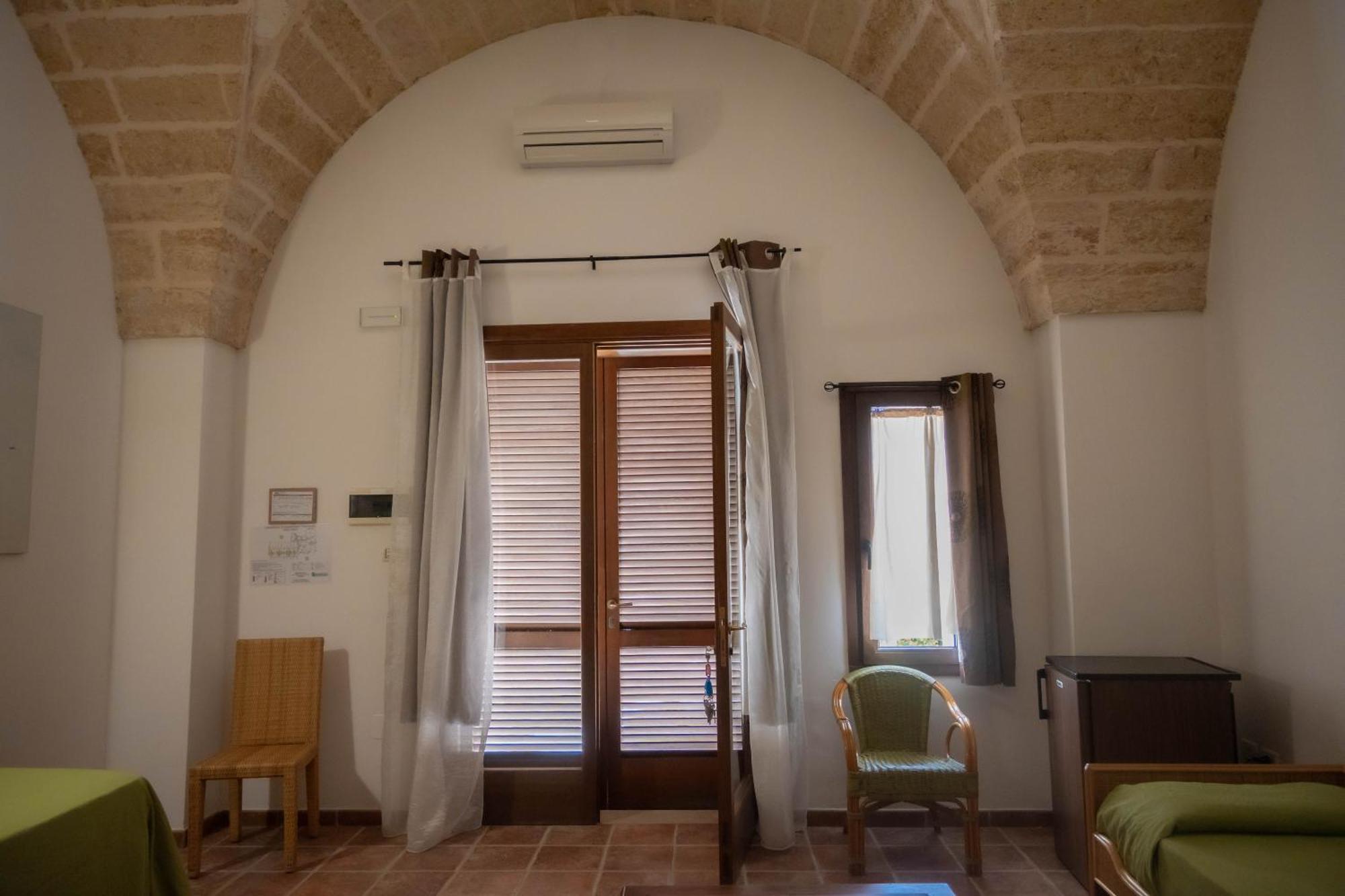 Agriturismo Masseria Del Bosco Makyva Borgagne Exteriör bild